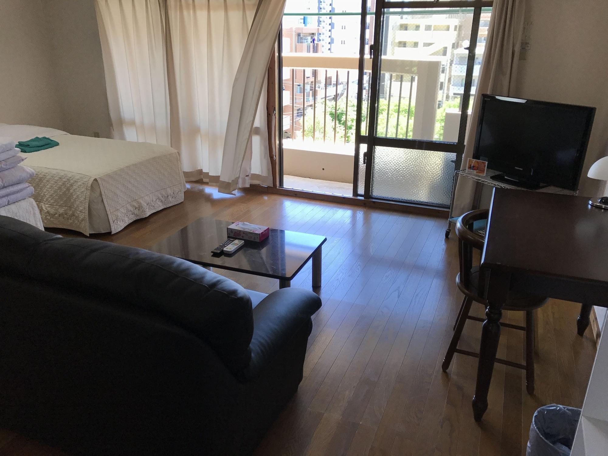 דירות נאהא Weekly Harbourview Mansion Main Building מראה חיצוני תמונה