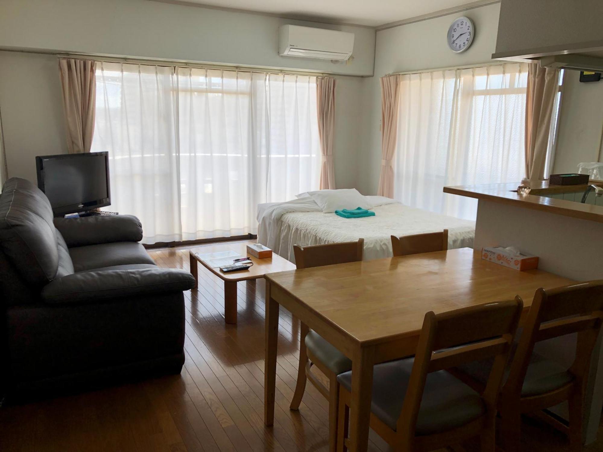 דירות נאהא Weekly Harbourview Mansion Main Building מראה חיצוני תמונה