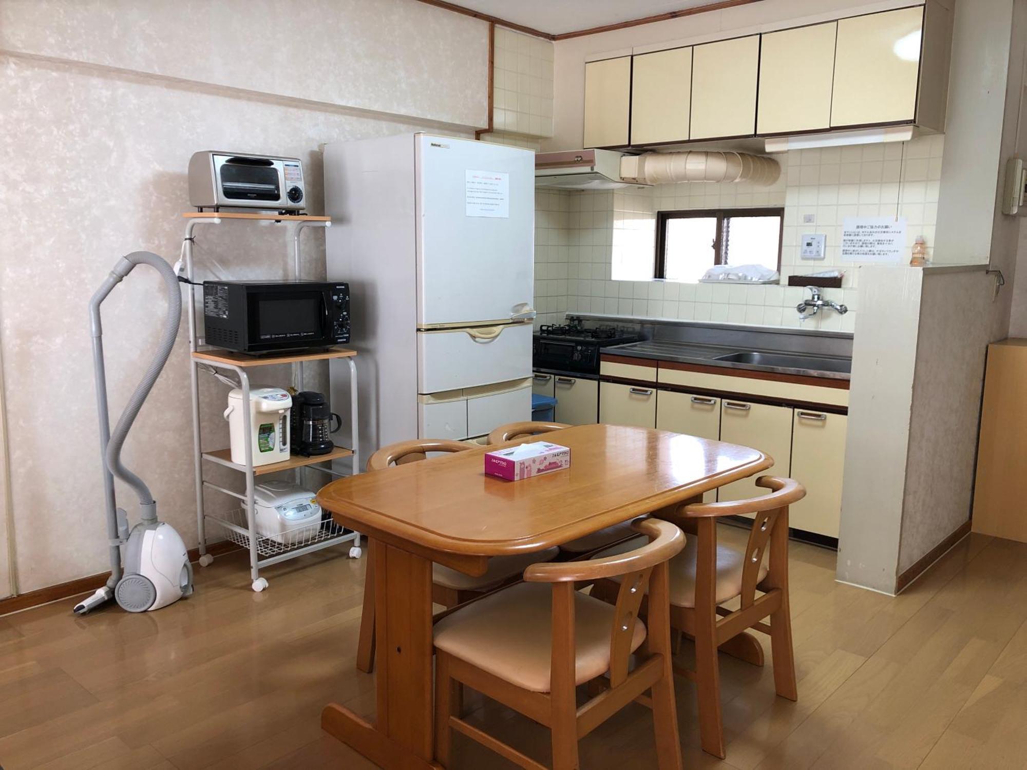 דירות נאהא Weekly Harbourview Mansion Main Building מראה חיצוני תמונה