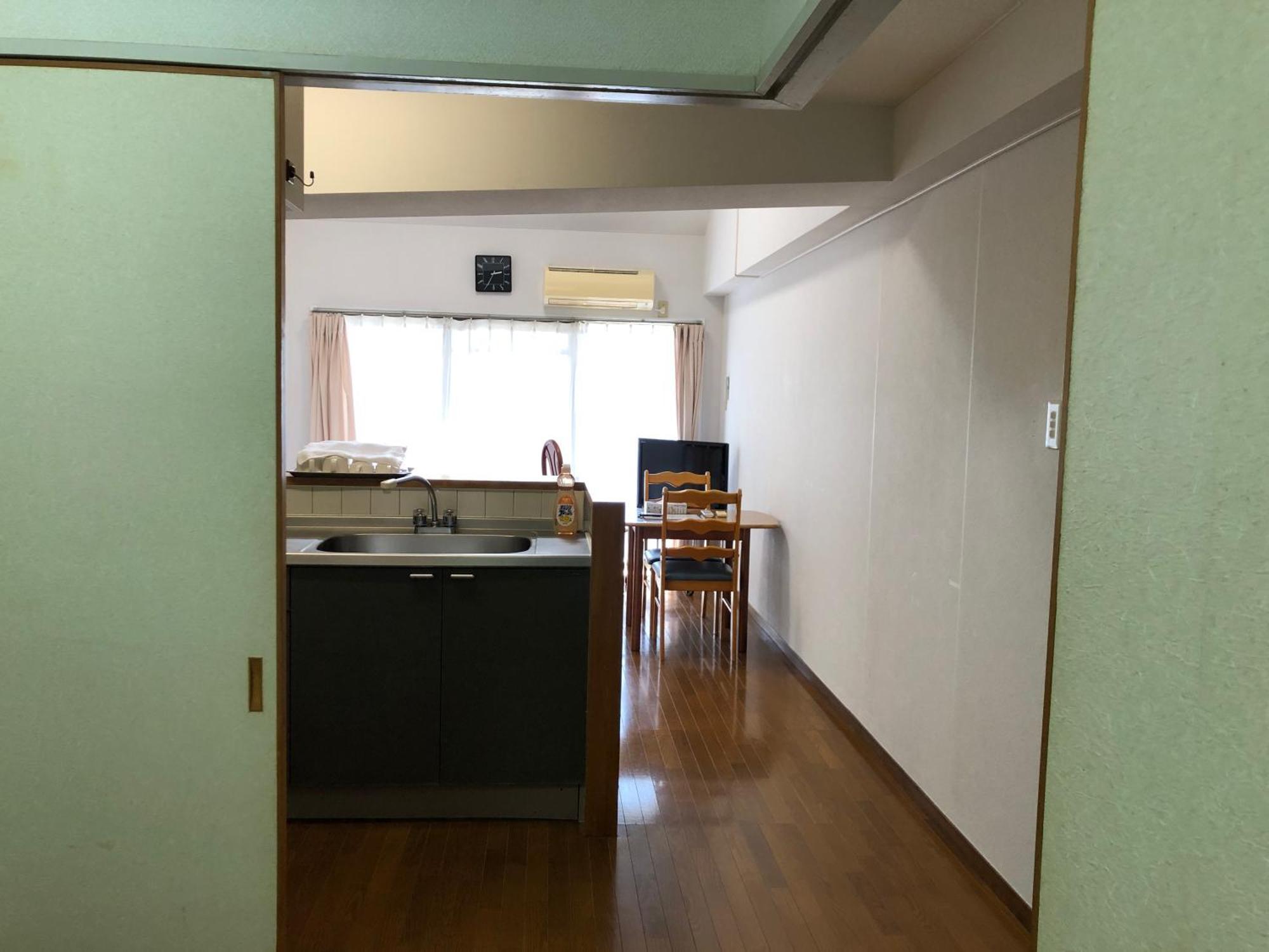 דירות נאהא Weekly Harbourview Mansion Main Building מראה חיצוני תמונה