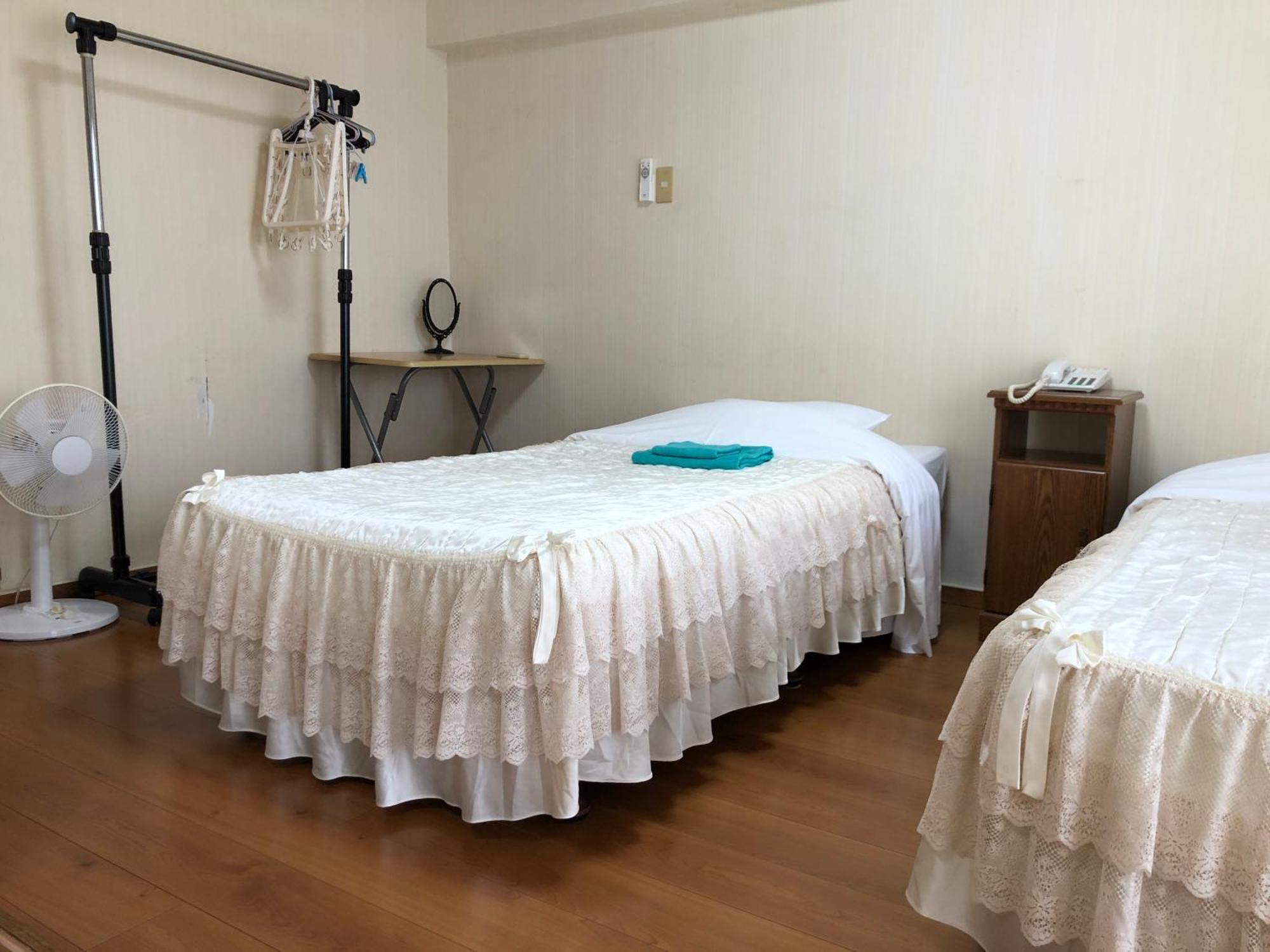 דירות נאהא Weekly Harbourview Mansion Main Building מראה חיצוני תמונה
